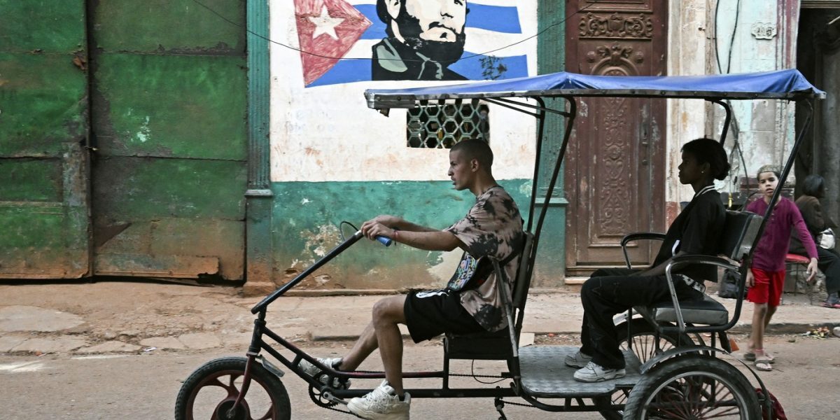 Pentagonul, pregătit de intervenție MILITARĂ în Cuba