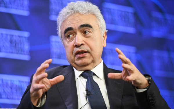 Europa, combustibil pentru avioane: AIE avertizează, stocuri pe șase săptămâni