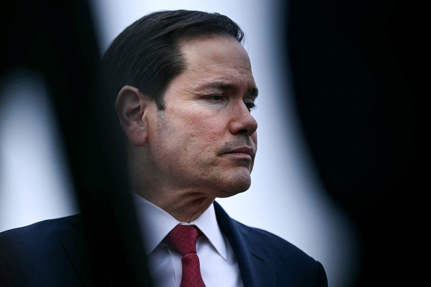 Secretarul de Stat american Marco Rubio a mulțumit României pentru sprijinul în operațiunile din Orientul Mijlociu Senatorul american Marco Rubio, secretar de stat al SUA, a avut o convorbire telefonică cu ministrul român de Externe, Oana Țoiu, în cursul zilei de joi