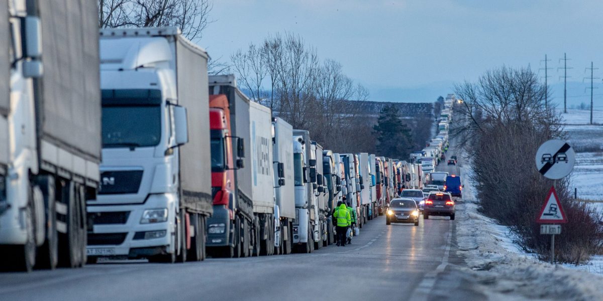 Amenzi URIAȘE în Ungaria: Ce se schimbă de mâine în trafic!