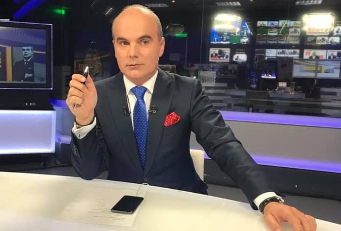 Europarlamentarul Rareș Bogdan critică dur decizia CNA de a retrage licența postului Realitatea Plus, sugerând o posibilă motivație politică în spatele acestei măsuri