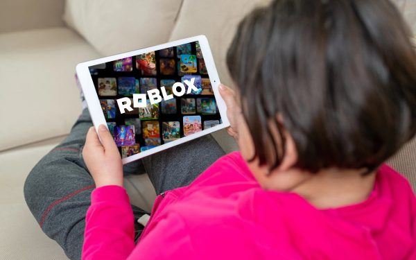 Roblox, schimbare radicală: „Roblox Kids” și „Roblox Select”, furia părinților