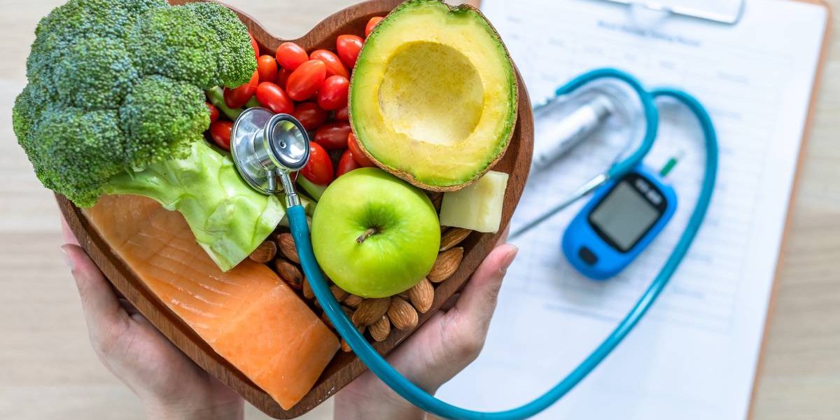 Ce evită cardiologii după 18:00? Reguli simple pentru inima ta