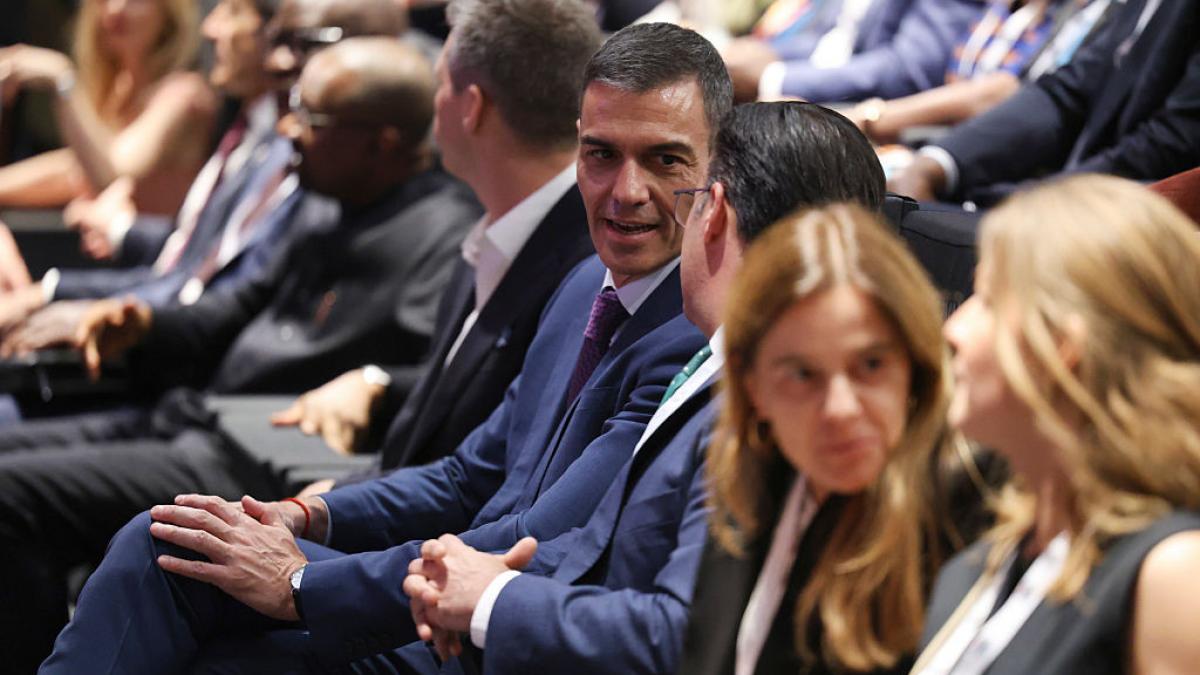 Sanchez sfidează Washingtonul: Merge la Beijing, Spania vrea să reducă deficitul uriaș