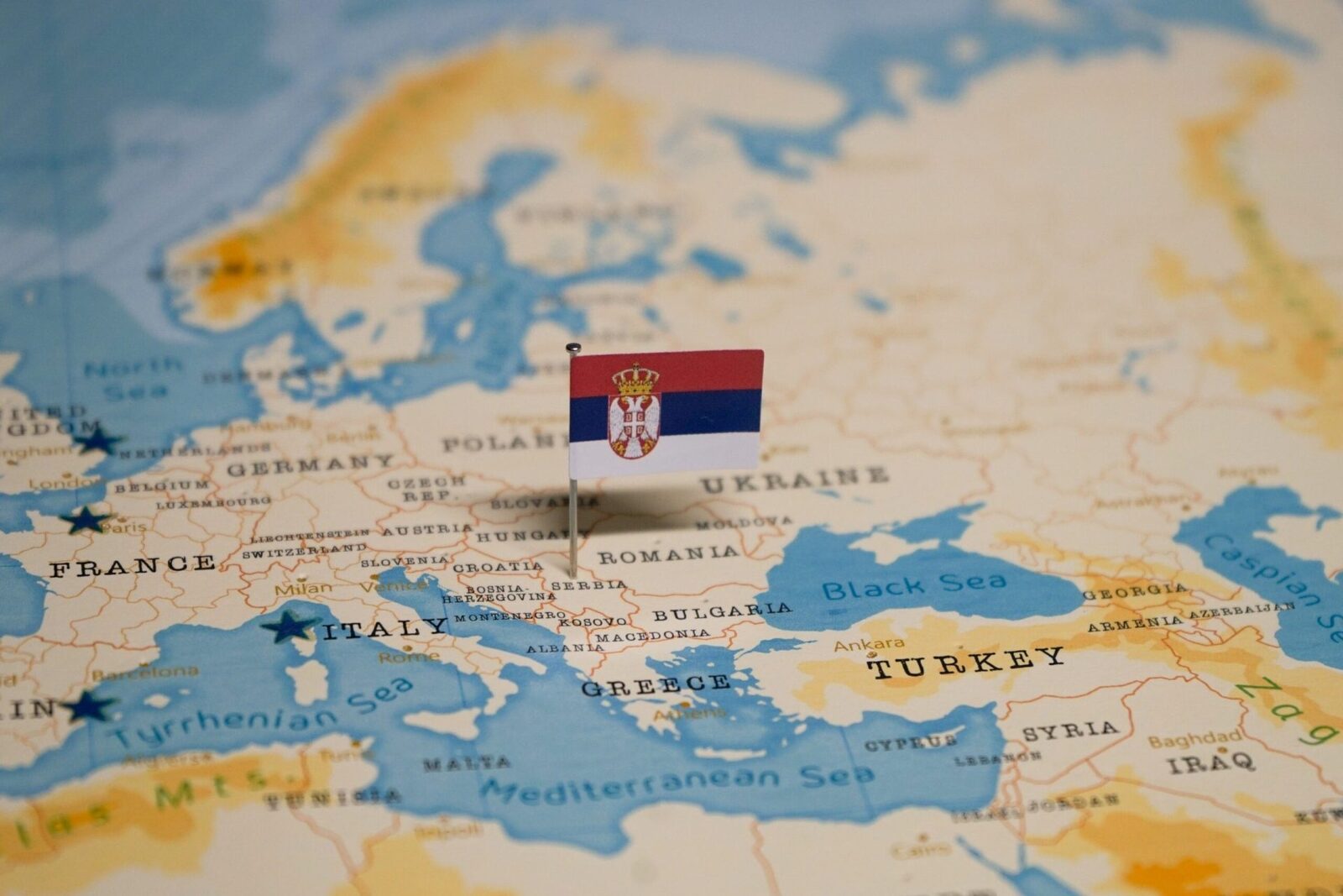 Vecinii României riscă 1,5 miliarde de euro de la UE: Ce se întâmplă?