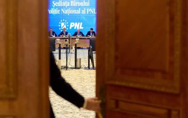 PNL copiază PSD: Decizie crucială, înainte de votul social-democraților