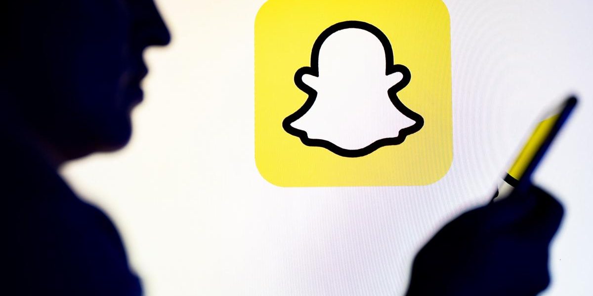 Snapchat, măturat de AI: Un sfert din angajați, dați afară