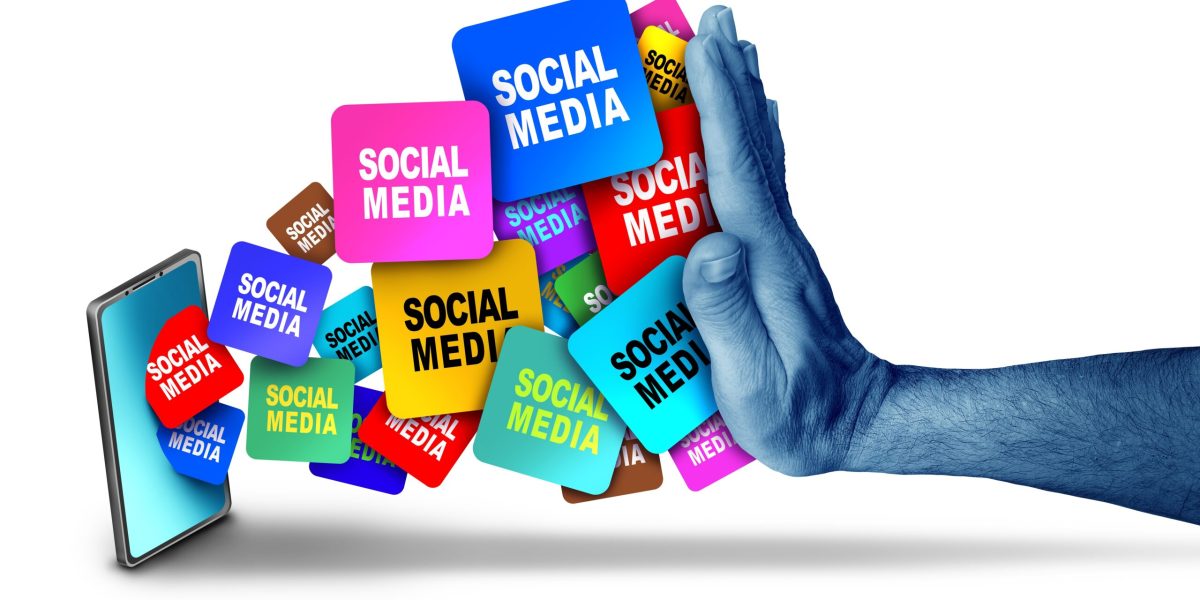 Utilizatorii online, tot mai pasivi: Ce schimbă comportamentul pe social media