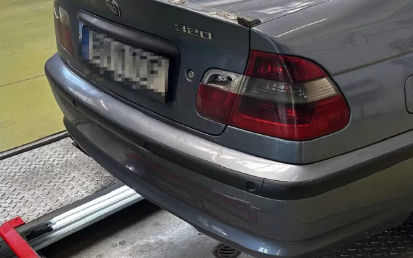 Șoferul din România, amendat cu 2.800 de euro în Elveția: Mașina, „un miracol”