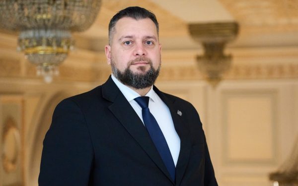 Închiderea centralelor pe cărbune: Bruxelles ne condamnă la sărăcie și frig