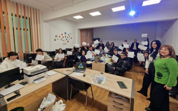 Buzău: Cinci licee în finală la „Știu și Aplic” pe Securitatea Muncii