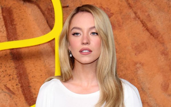 Sydney Sweeney, rol clarificat în „Devil Wears Prada 2”: Ce dezvăluie scenaristul