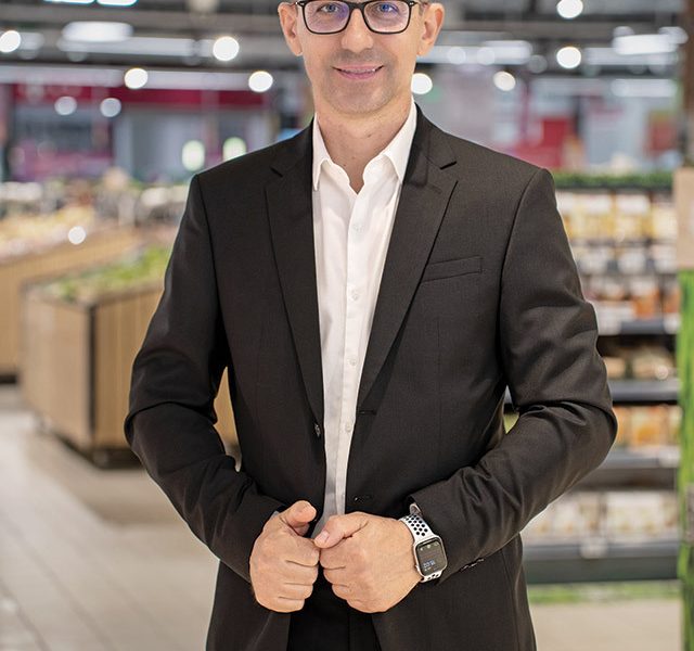 Inflația testează loialitatea românilor: Taxa de proximitate, un preț de plătit?