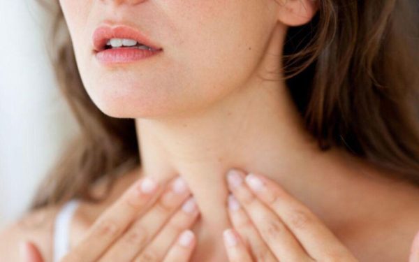 Avertisment medical: 5 semne de hipertiroidism pe care NU le ignora