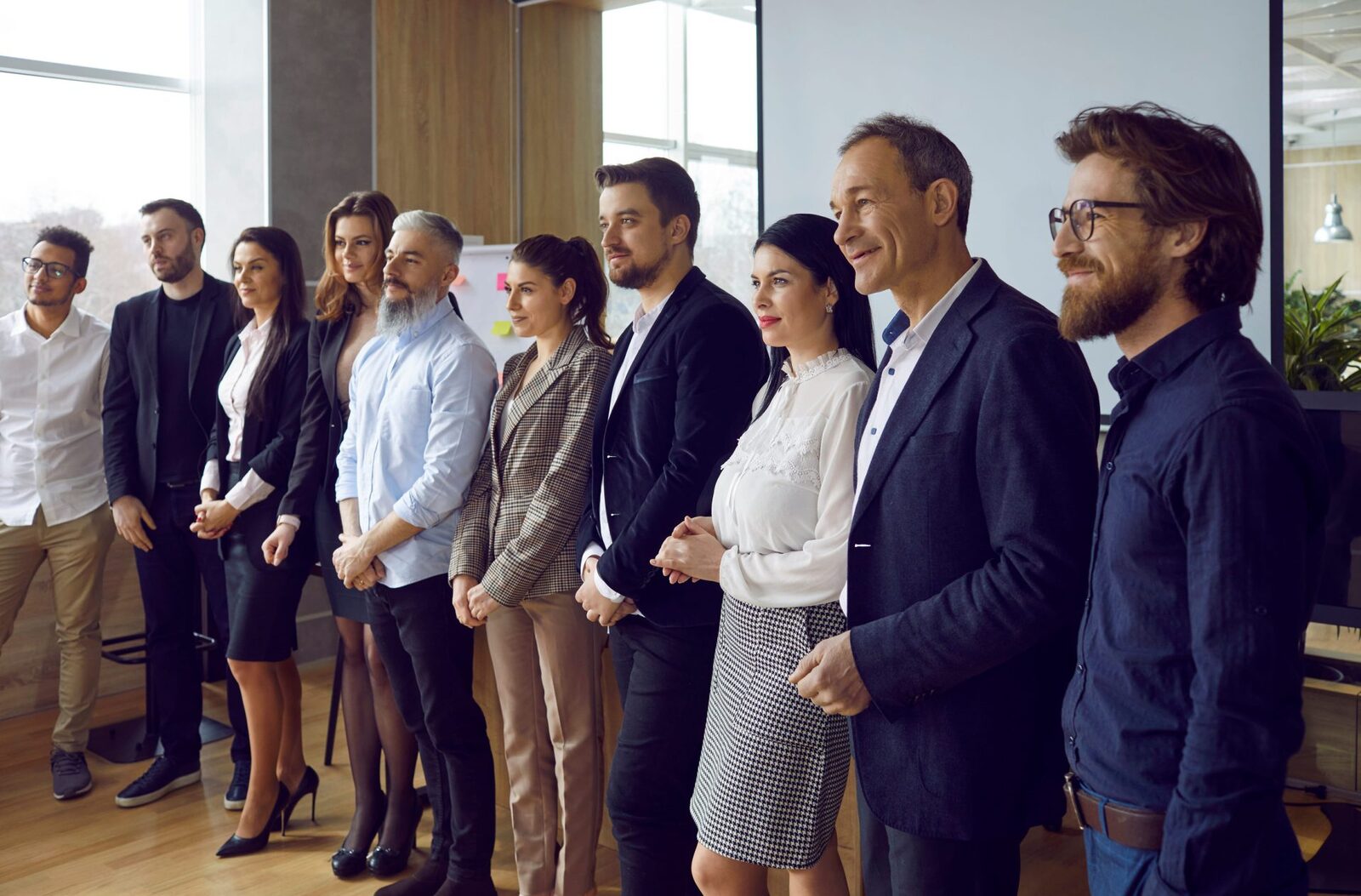 Noua elită corporatistă: Cine sunt SUPER-angajații care schimbă România?