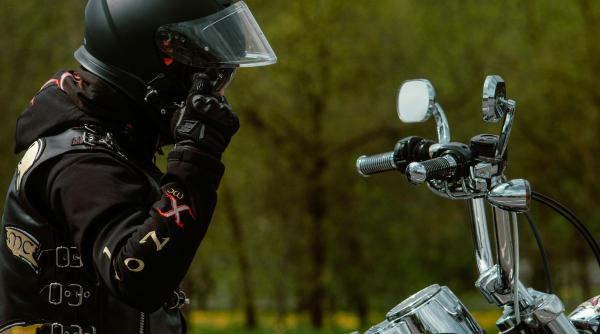 Accident mortal pe un drum județean: Tânăr motociclist, ucis de un șofer neatent