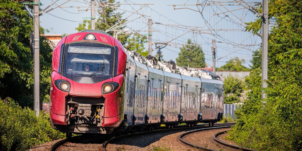 Trenurile spre Constanța, BLOCATE: O femeie a MURIT, lovită de tren între Valu lui Traian și Basarabi