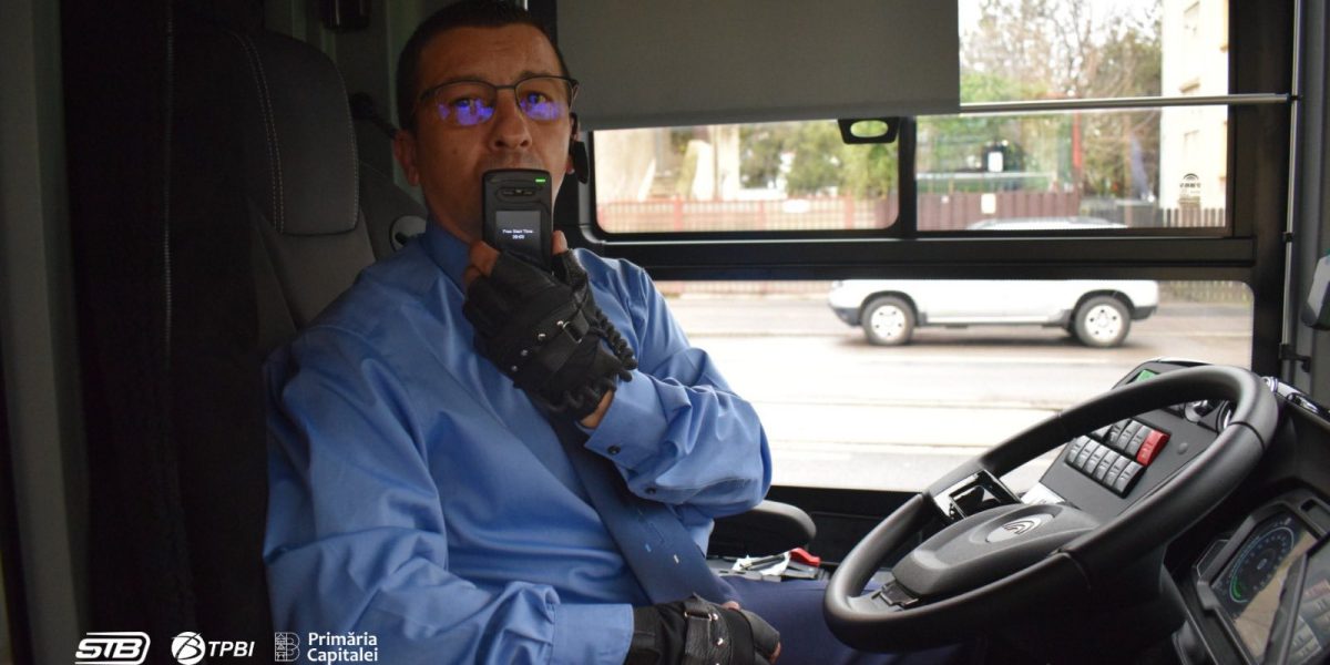 Troleibuze anti-alcool în București: Șoferii nu pornesc dacă beau