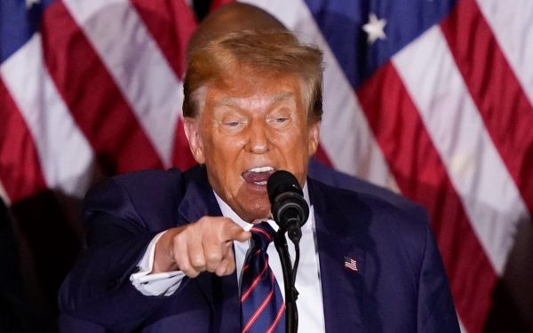 Zeci de democrați din Congresul american solicită demiterea președintelui Donald Trump, după ce acesta a utilizat o retorică violentă la adresa Iranului, inclusiv amenințarea cu distrugerea „unei întregi civilizații”