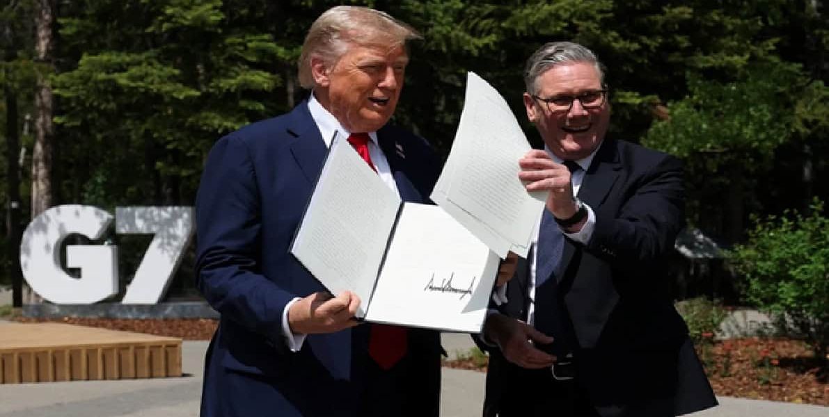 Starmer, sătul de Trump și Putin: Prețurile energiei, în corzi!