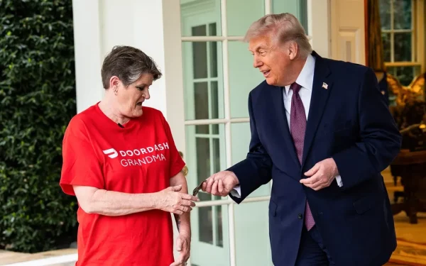 Donald Trump, zi nebună: Comandă de la McDonald’s, bacșiș uriaș și amenințări