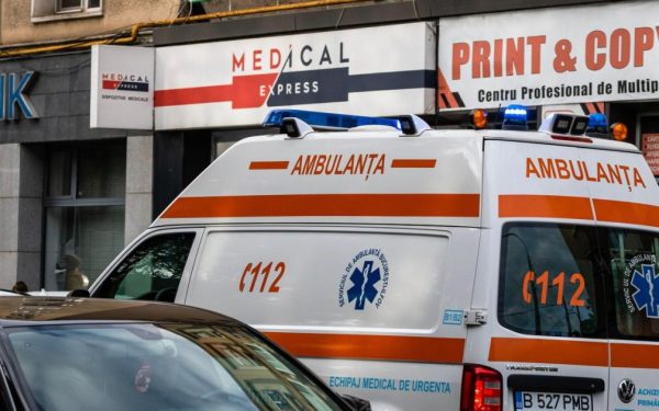 Copil de 6 ani, salvat miraculos în Vâlcea, în seara de Paște