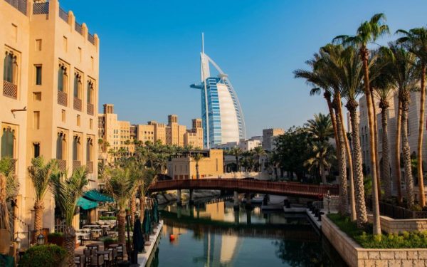 Burj Al Arab, simbolul Dubaiului, intră în renovare: ce schimbări urmează?