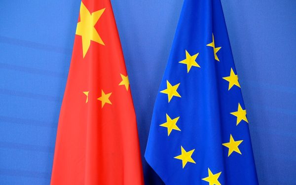 Deficitul comercial al Uniunii Europene cu China, creștere de 15,3% în 2025