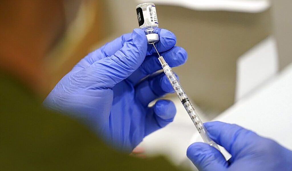 Soțul s-a vaccinat anti-COVID și a murit: DRAMĂ la doar 11 zile după