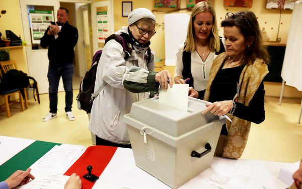Alegeri 2026: Rezultate Parțiale la 11:00. Prezență RECORD la vot