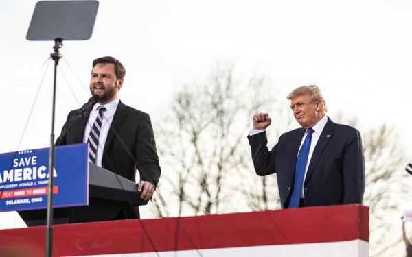 Trump, misiune politică în Pakistan: Iranul refuză dialogul