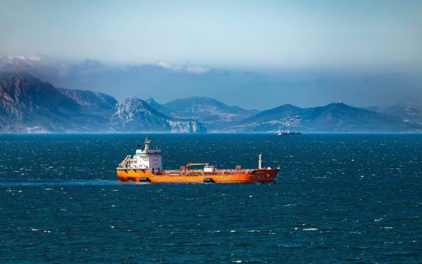 SUA: Marina se pregătește să captureze nave iraniene pe glob