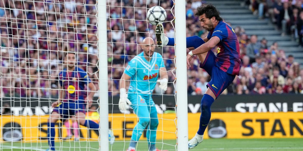 Barca, pe autostrada spre titlu: Lewandowski, decisiv pentru victorie