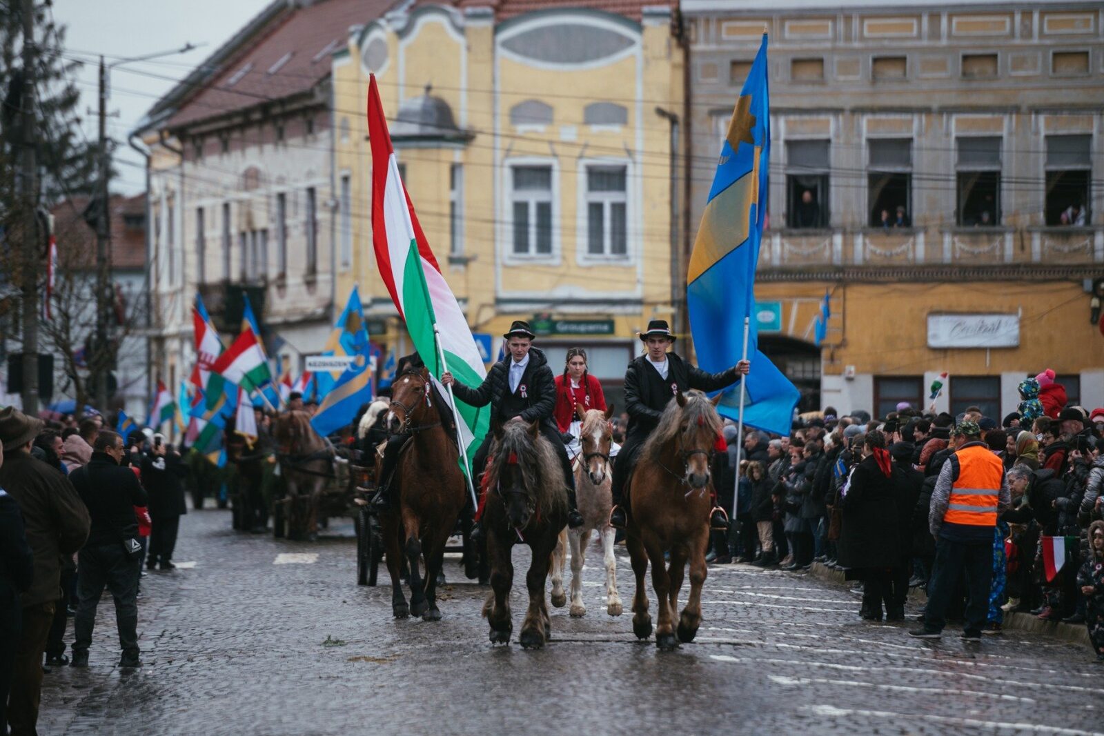 Maghiarii din România, mobilizare istorică la votul din Ungaria?