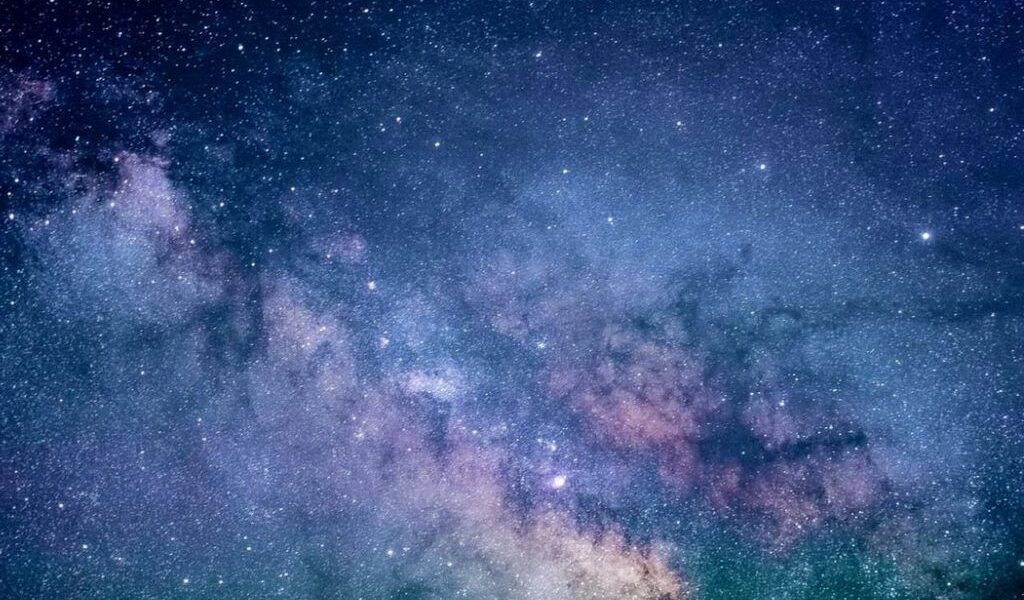 Emoții puternice pe 15 aprilie 2026: Zodie în centrul atenției. Vezi horoscopul