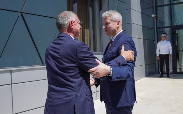 Predoiu, la Constanța, discuții cu ministrul de interne austriac Karner