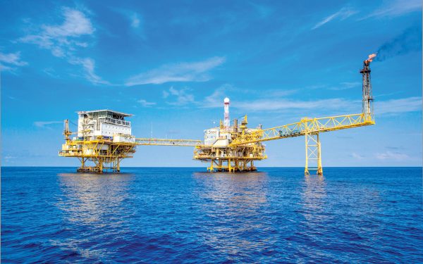Gazele din Marea Neagră vin spre țărm: Neptun Deep începe instalarea conductei