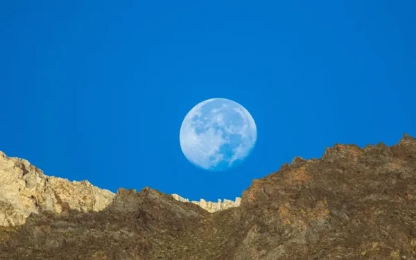 O lună plină albastră va apărea în curând pe cer. Acest fenomen are o semnificație specială pentru omenire • Newsweek România