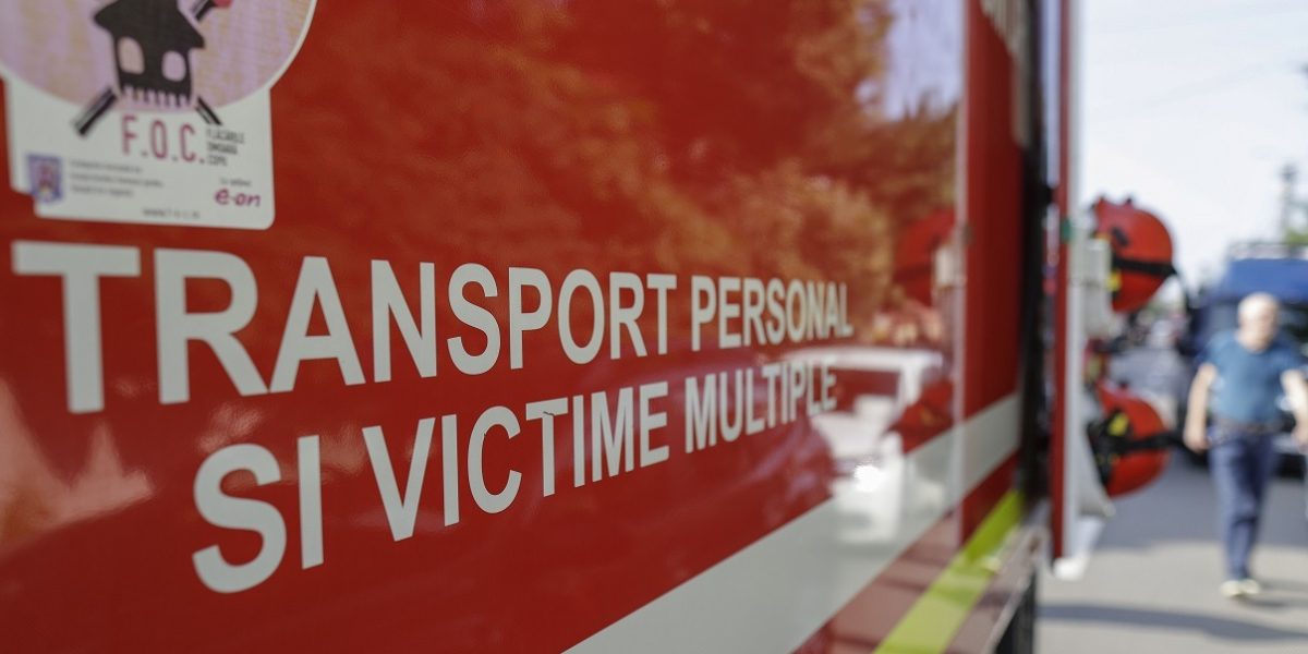 Doi minori, scoși din Lacul Chitila: Unul e resuscitat