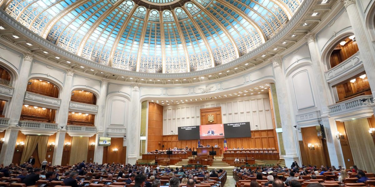 Rusaliile catolice libere pentru unii deputați în 2026