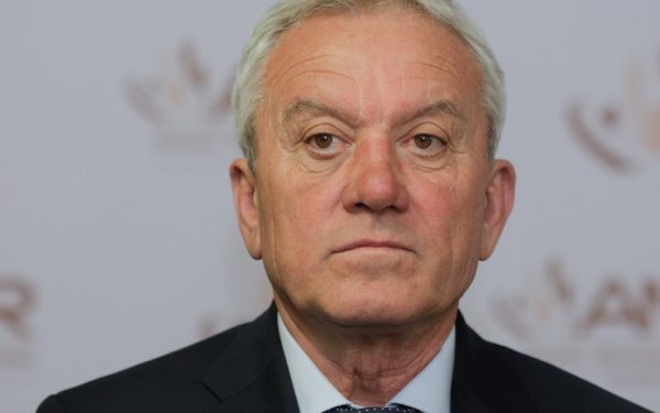 Buzău: Scandal uriaș! Primăria vrea coteț mobil de 37.000 euro