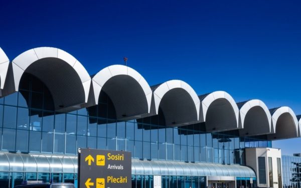 Parcarea la Otopeni, plătită online: Cont obligatoriu cu mail și telefon