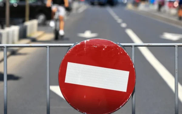 Miercuri, Bucureștiul sub restricții: MAI deschide porțile