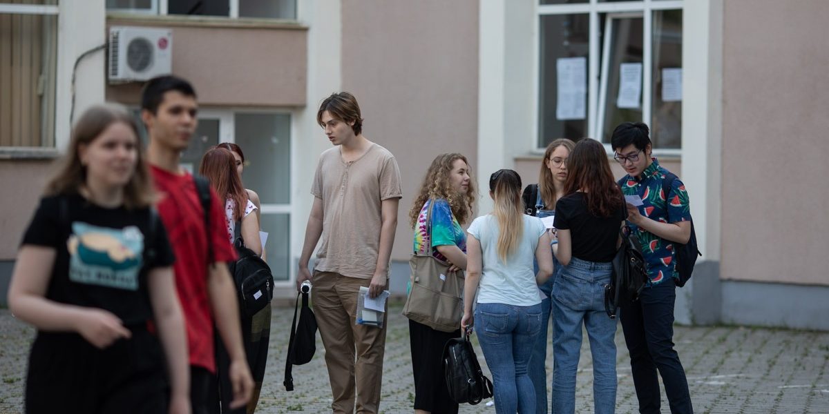 Bac pe caniculă: teste sub presiune și măsuri pentru elevi