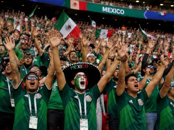 Mexicul deschide balul, Africa de Sud ratează marea scenă