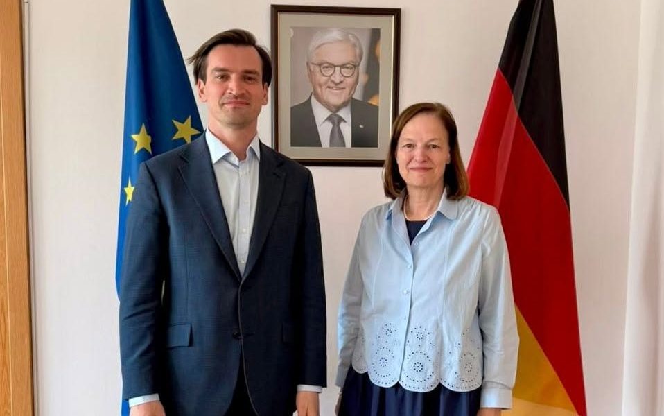 Ambasadorul Ganninger, discuții cu Guvernul F.