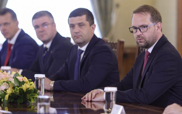 Fritz, despre Cotroceni: Nu-i o petrecere, situația e serioasă