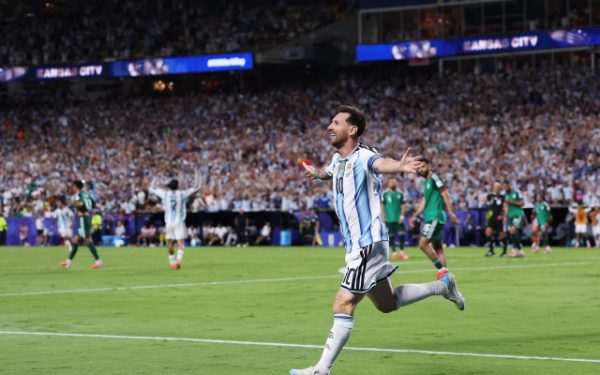 Messi, golgheter! Argentina bate Algeria 2-0. Urmărește pe digisport