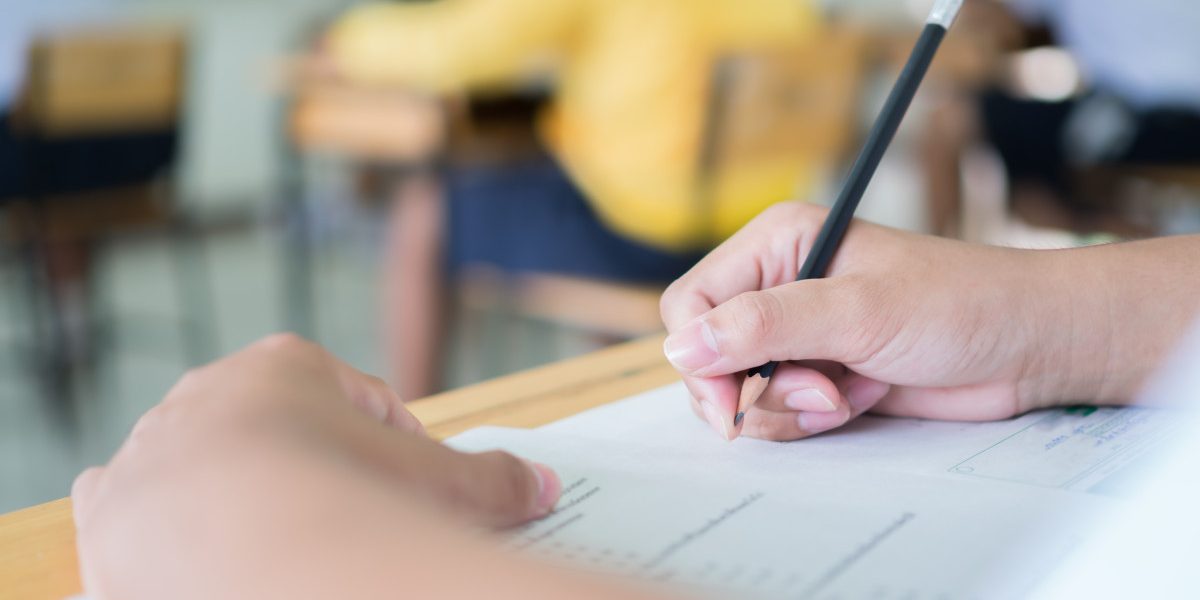 Bac 2026 Română: Adevărul despre subiecte și baremul oficial