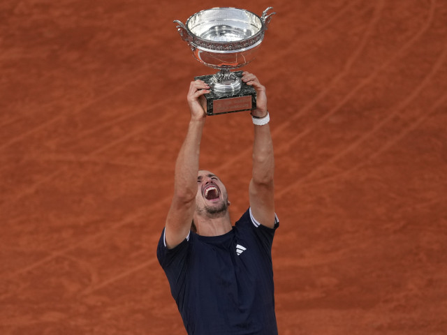 Zverev, campion la Roland Garros după 89 de ani!
